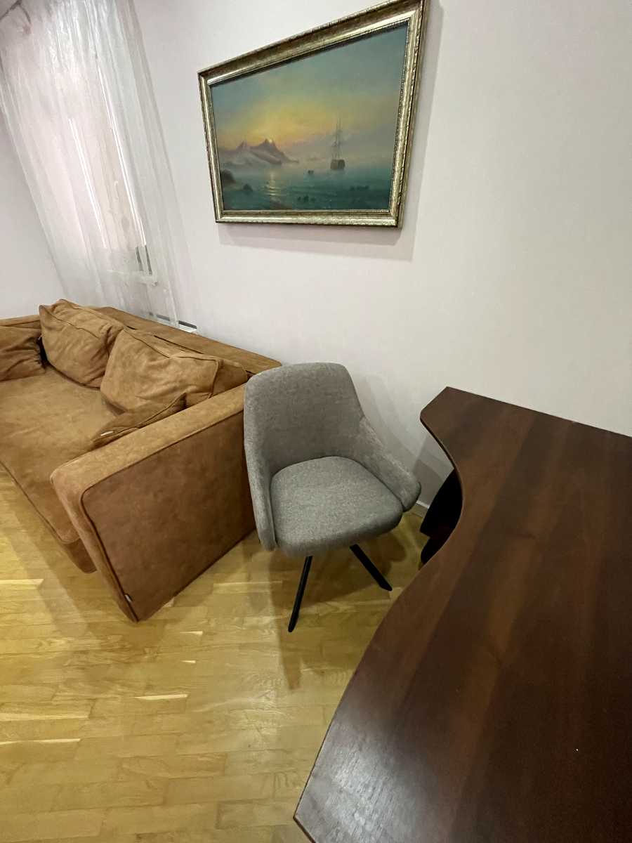 1876286484821544