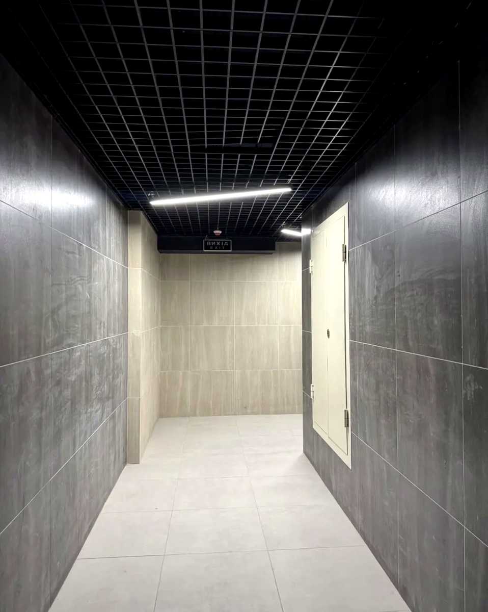 1876287825785041