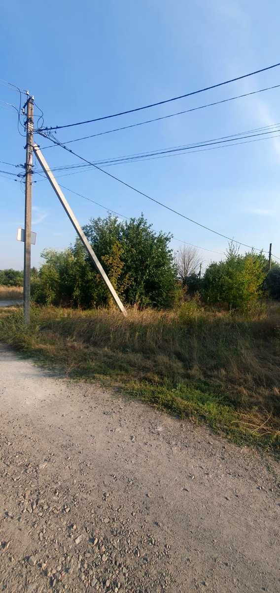 1876289607358376