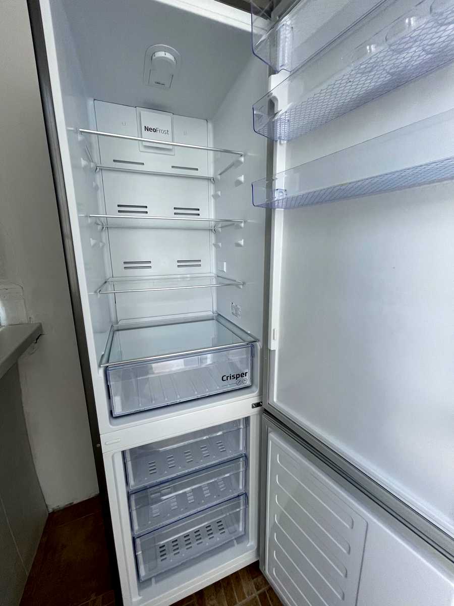 1876289720776141