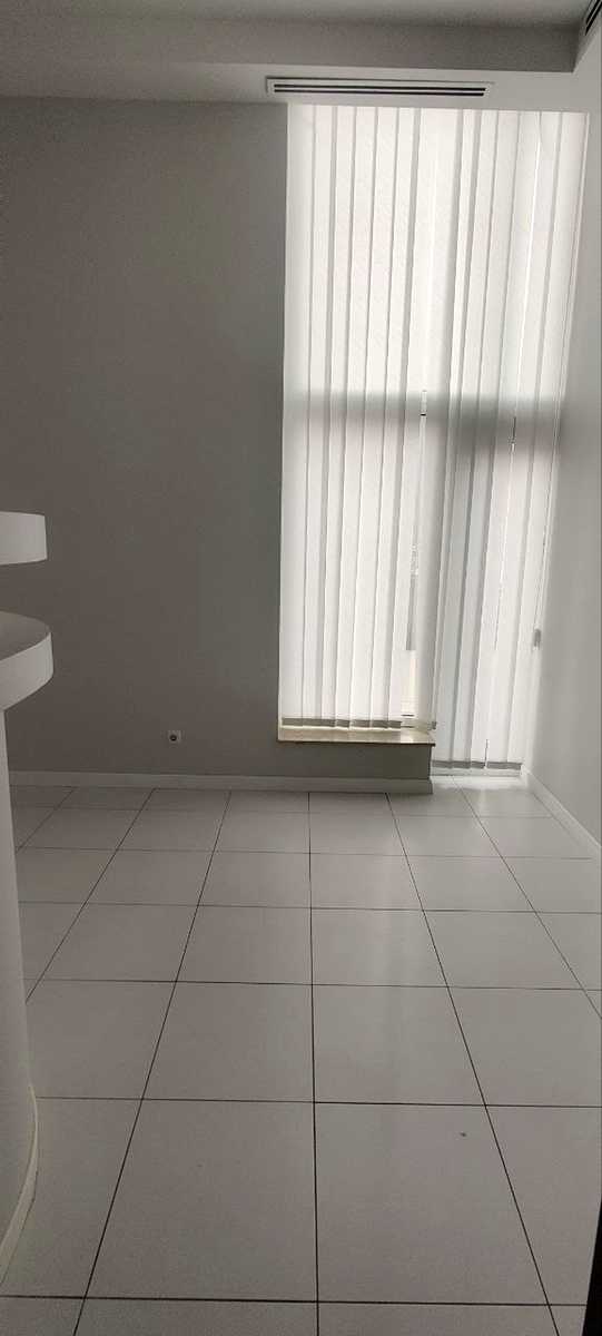 1876289779525746