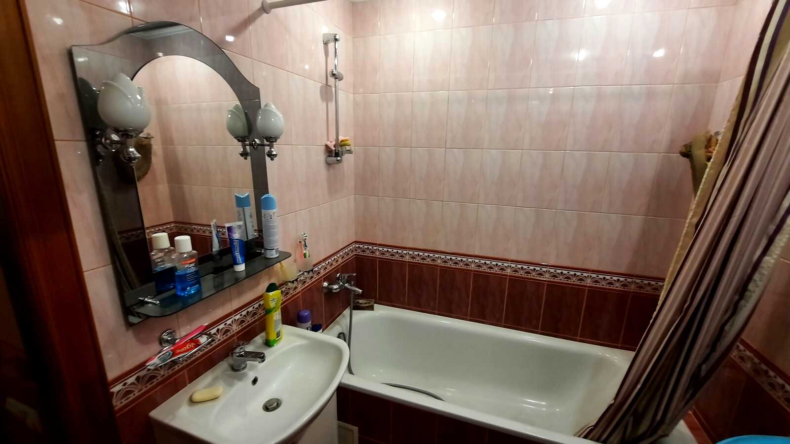 1876290474376836