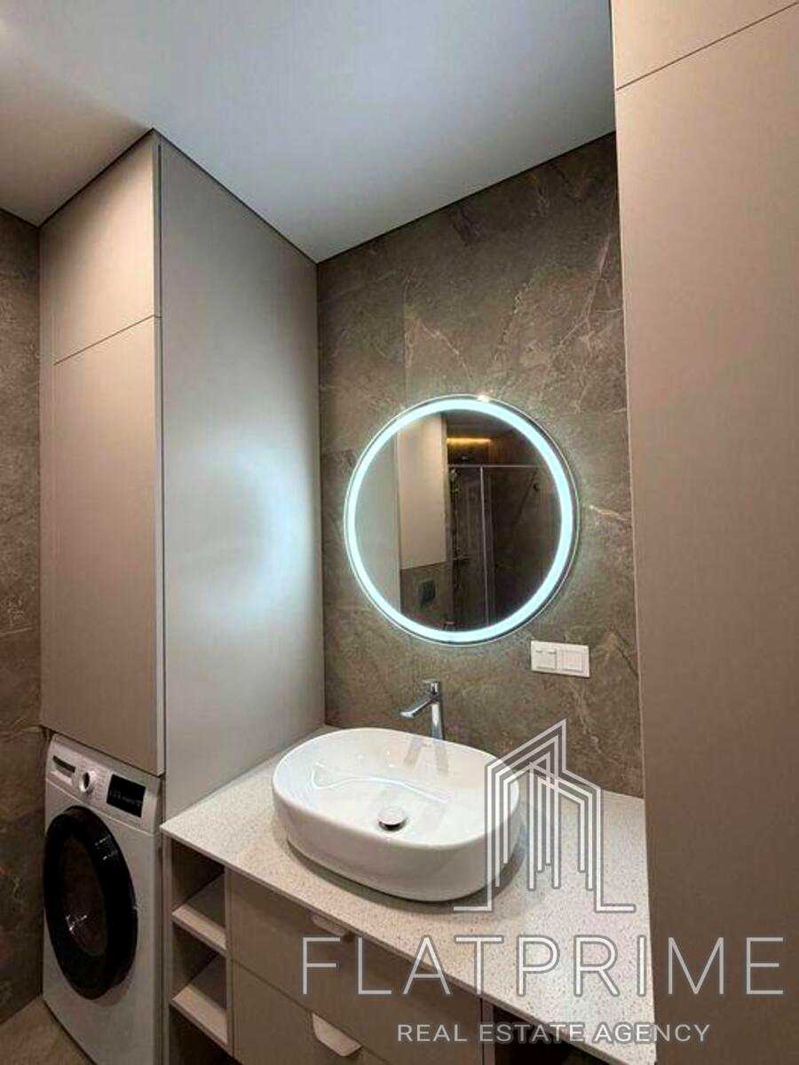 1876291109563593