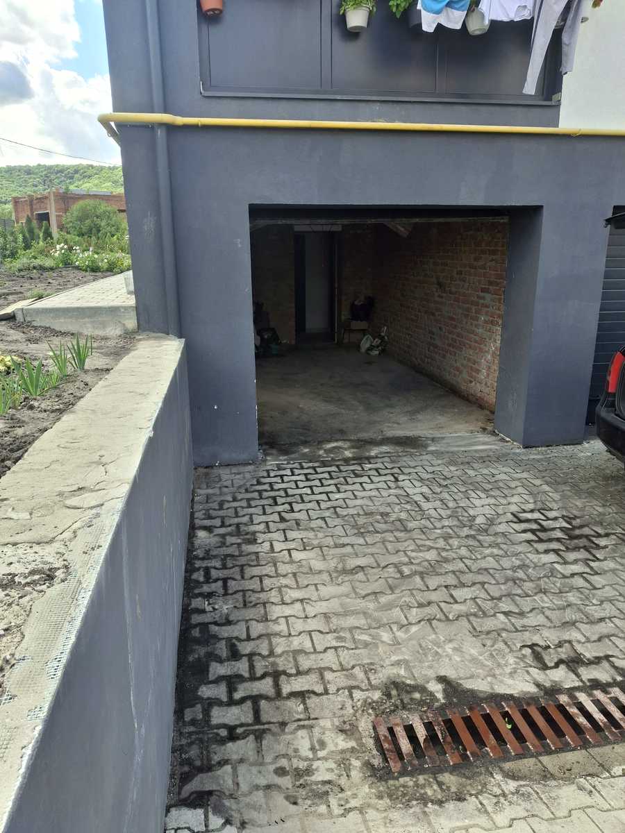 1876292684824196