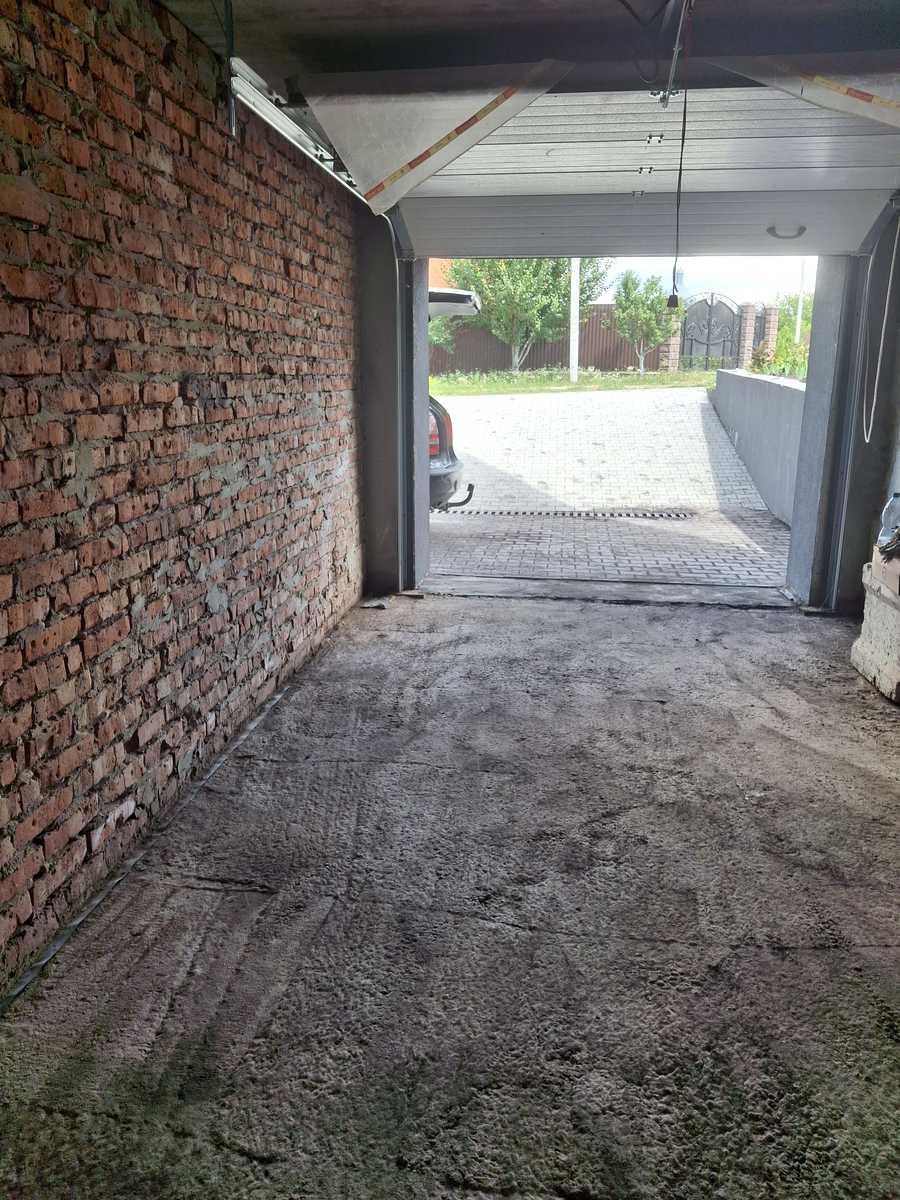 1876292684933968