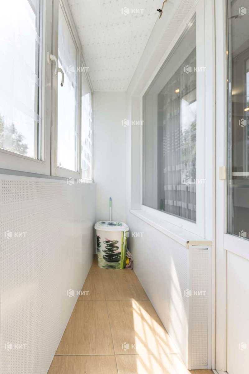 1876293337612154