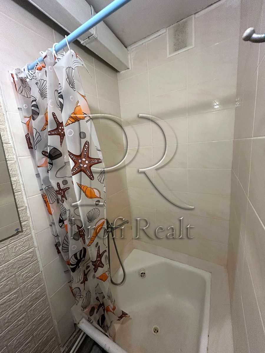 1876293645971479