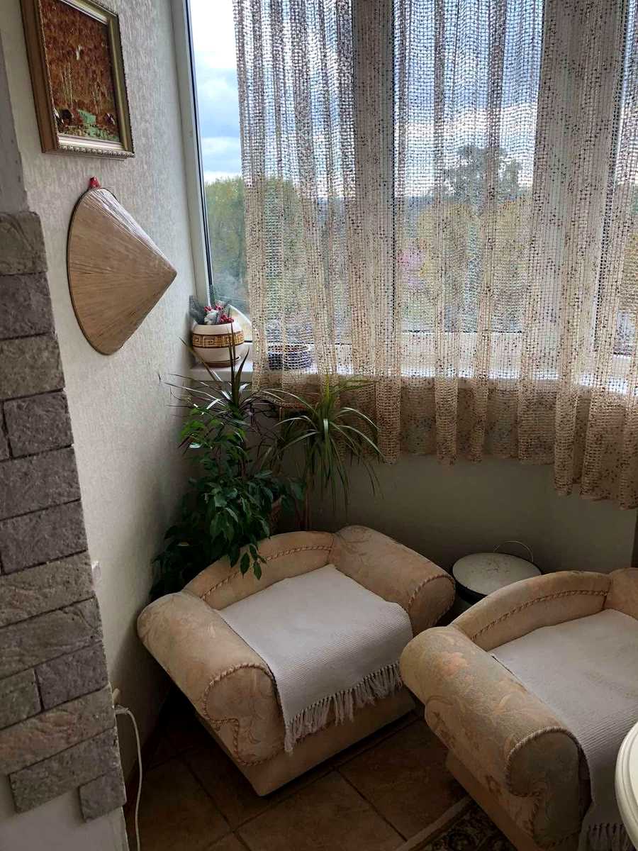 1876295726655417