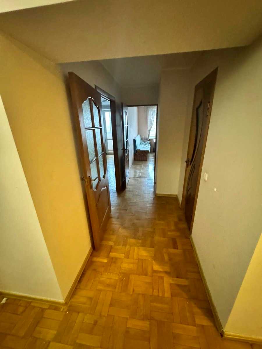 1876296065464505