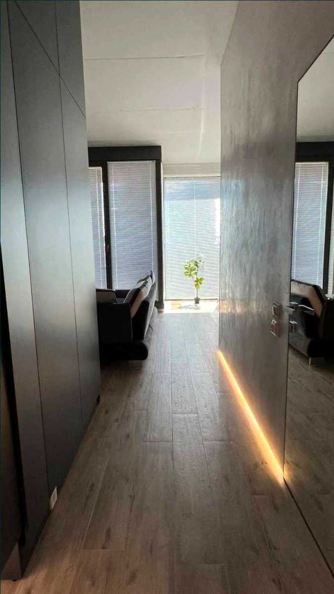 1876296659151902