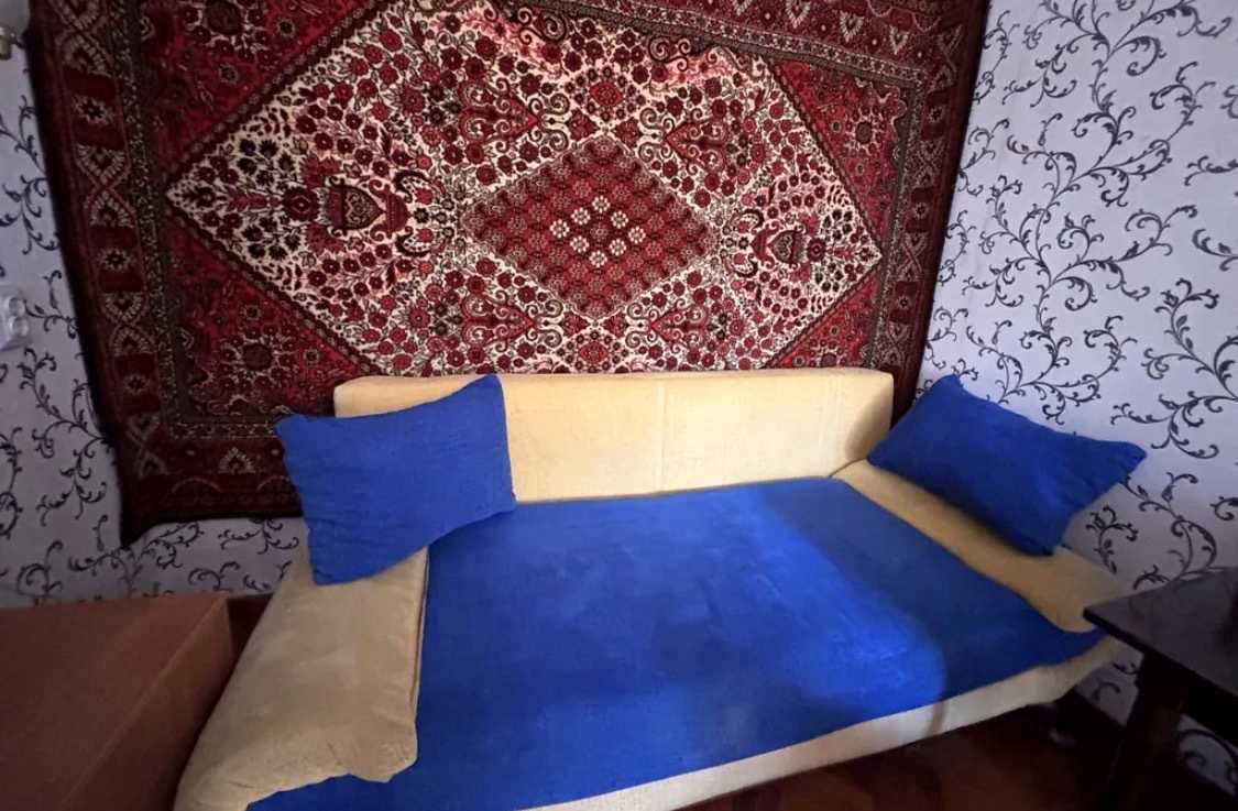 1876296861696121