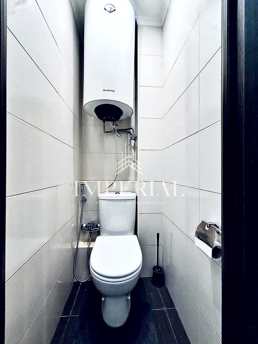 1876297739754623