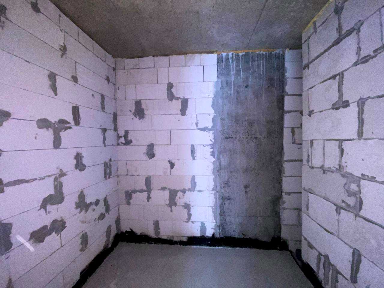 1876298416802155