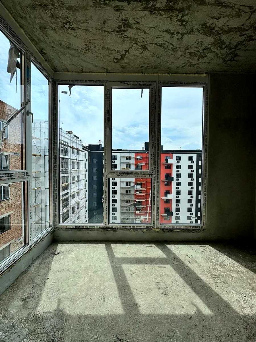 1876298917881088