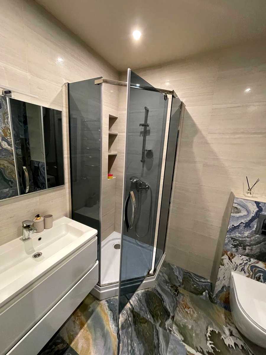 1876300071823831