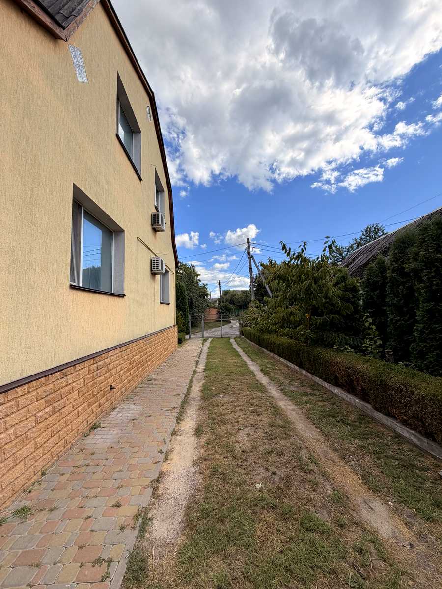 1876300634884709