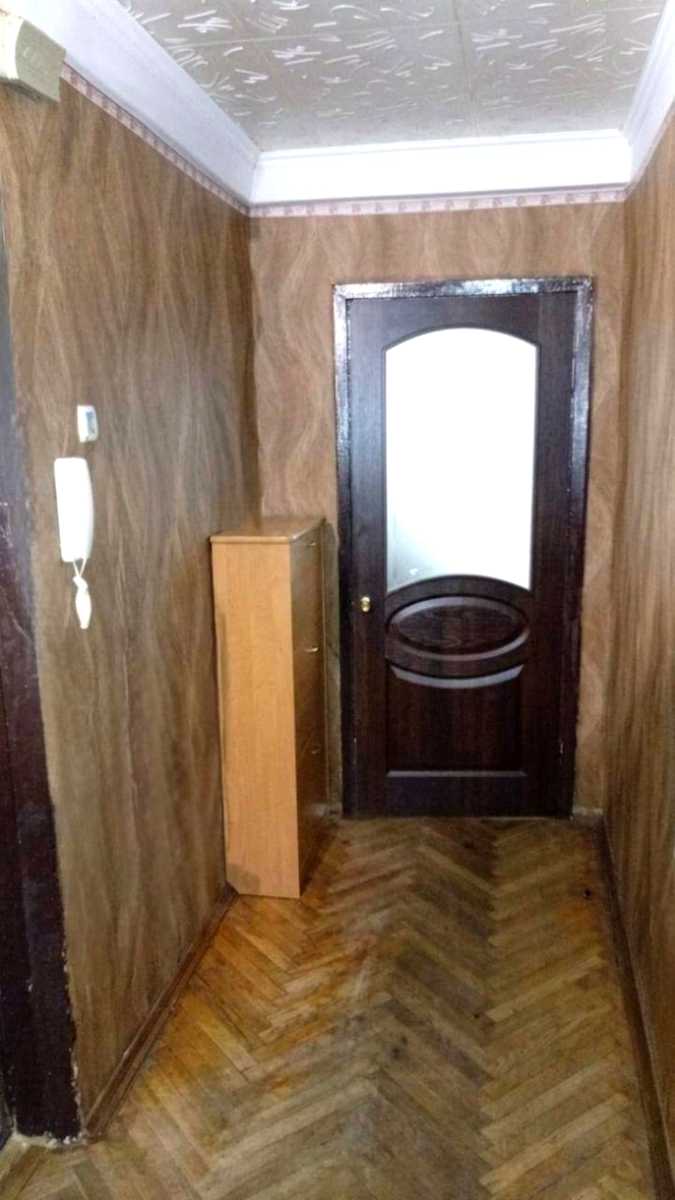 1876300888025825