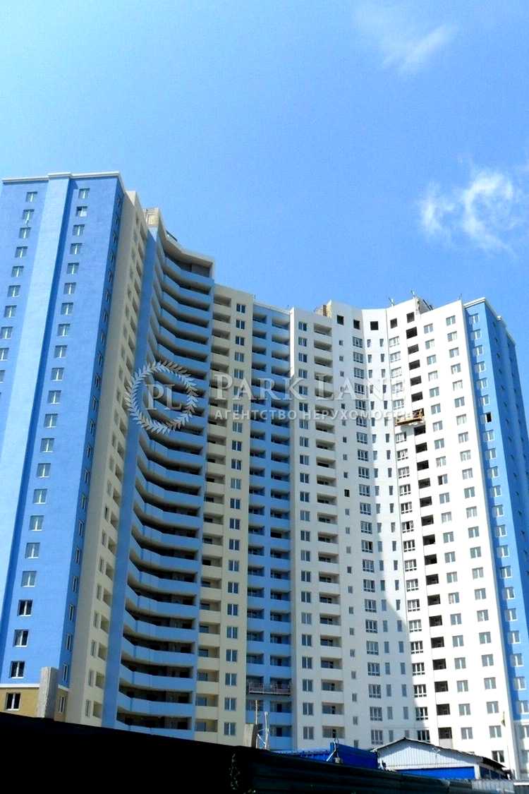 1876301233595652