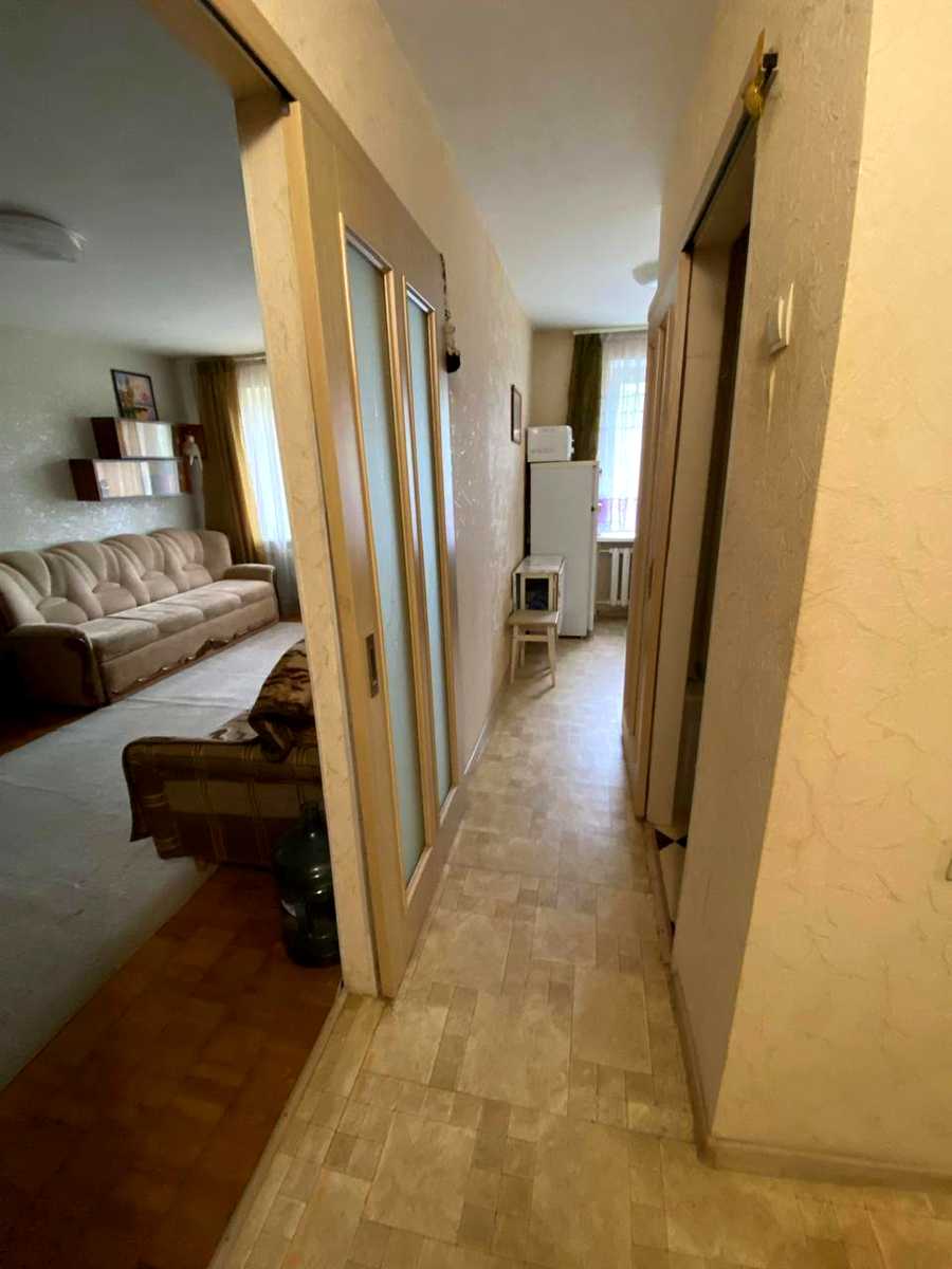 1876301463611106