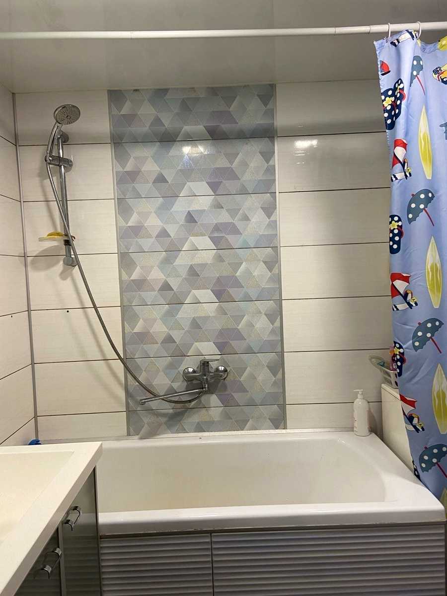 1876304526408535