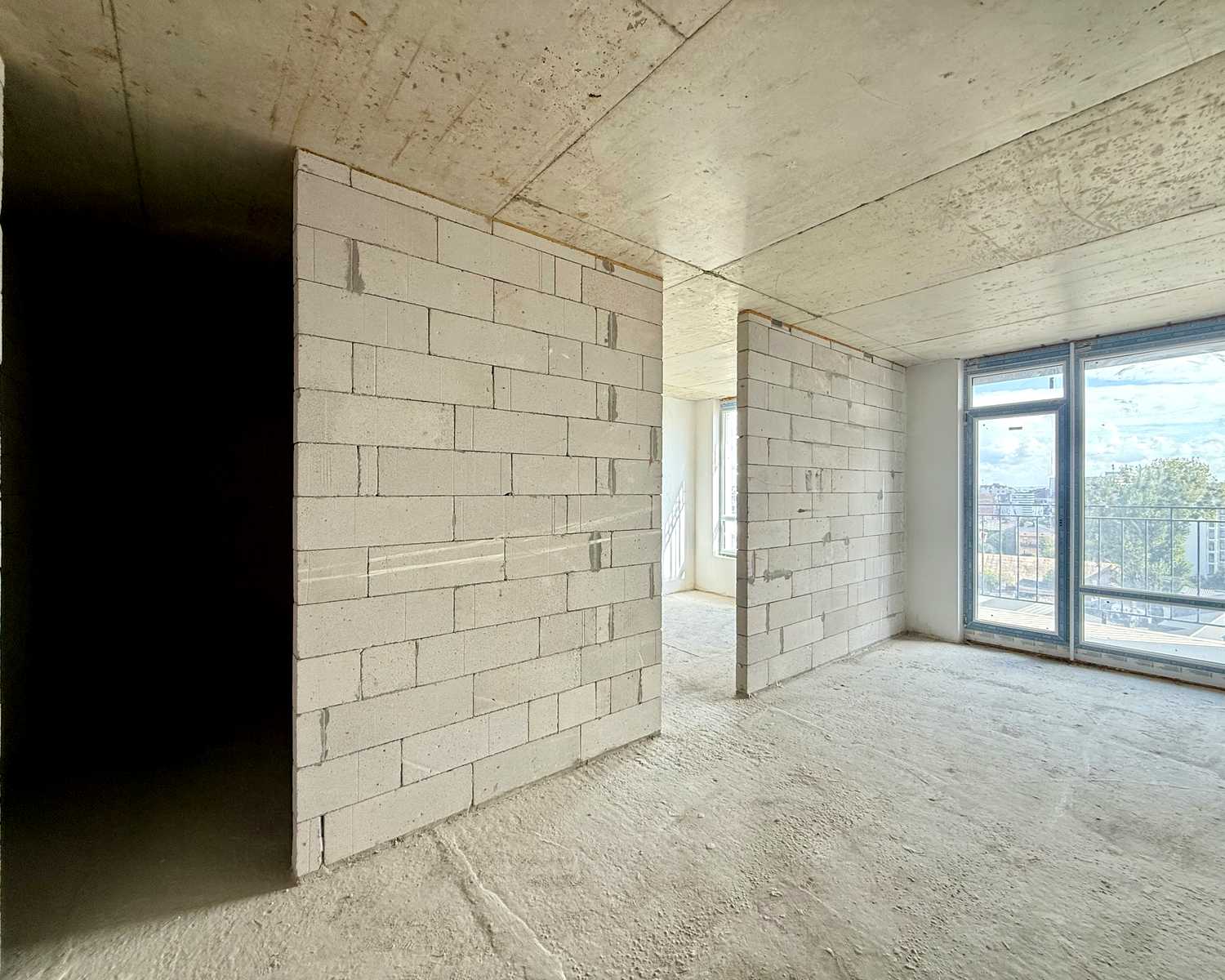 1876304695046051