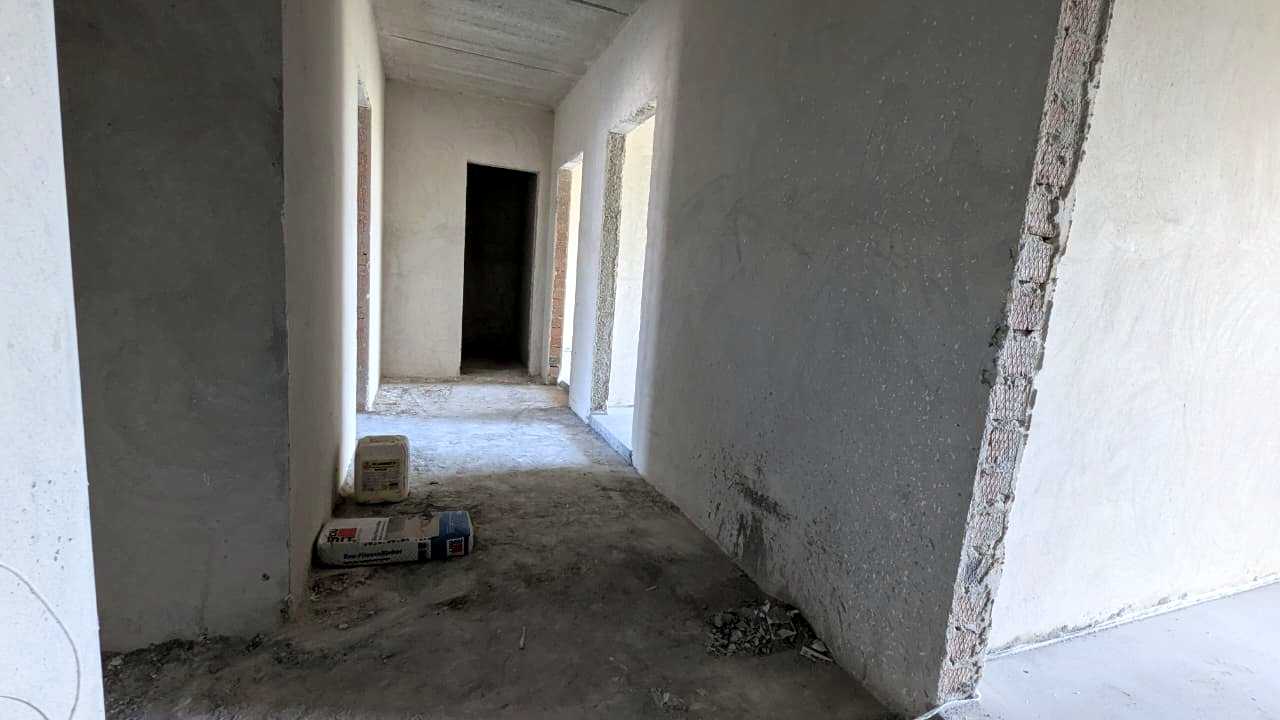 1876305396671301