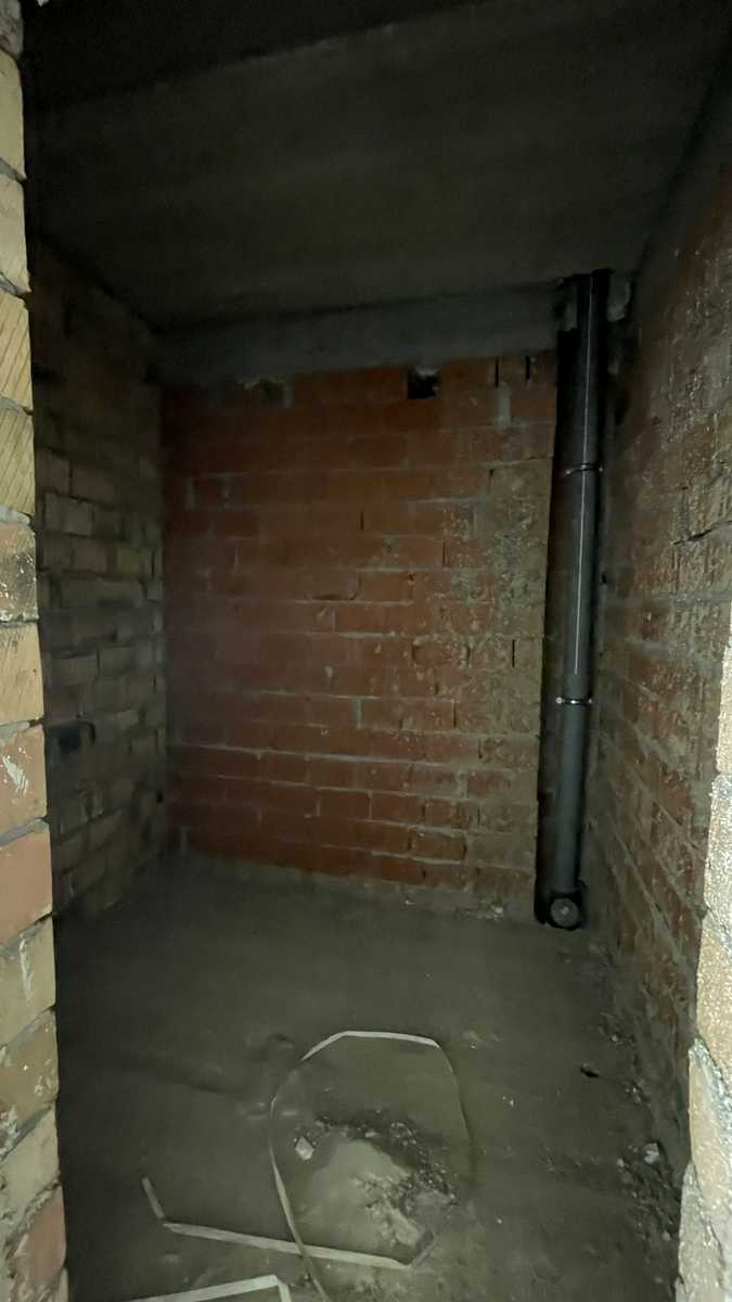 1876305700362937