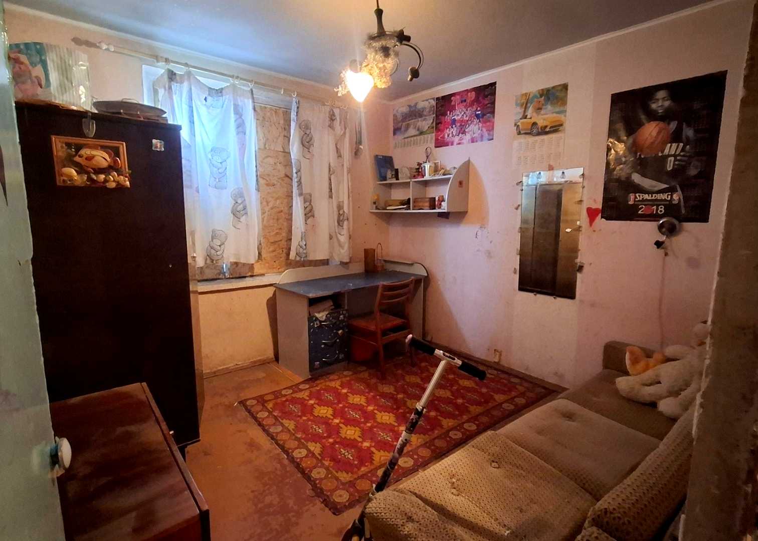 1876305876271647