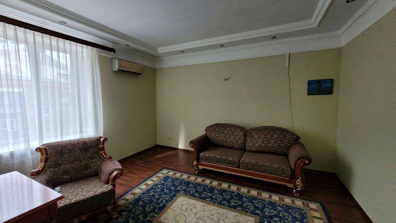 1876306138519498