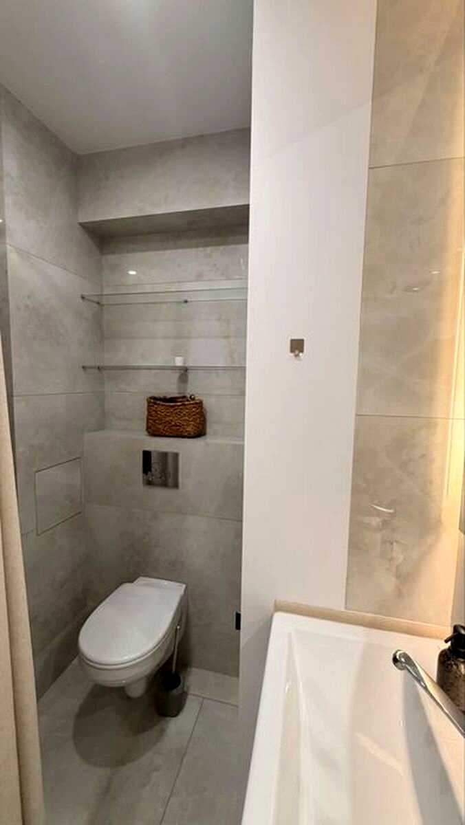 1876306744227095