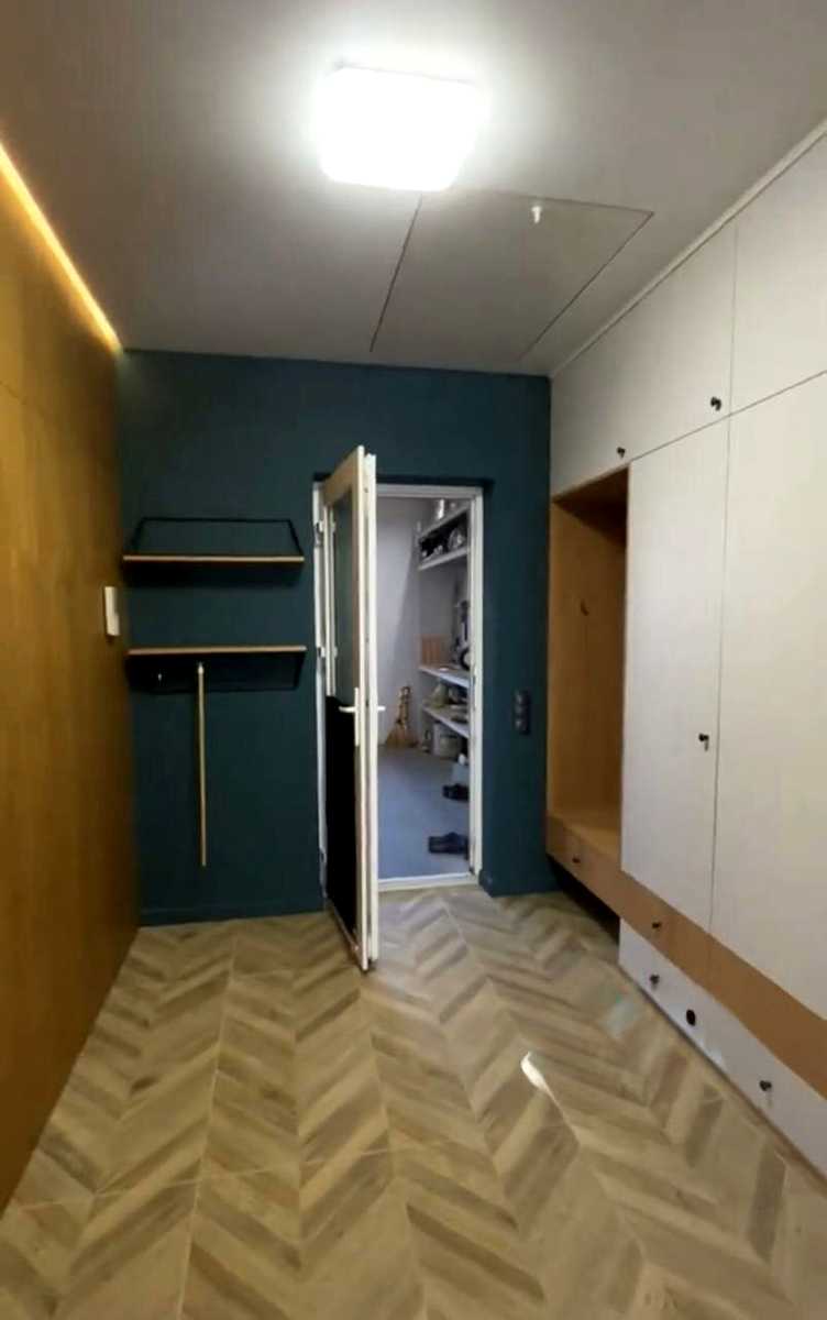 1876307067792354