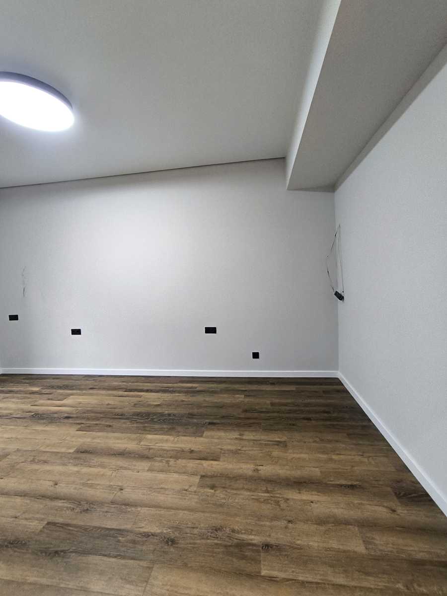 1876310541882993