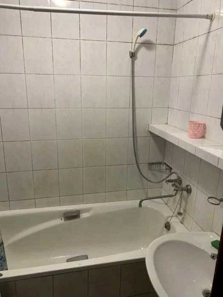 1876312056478047