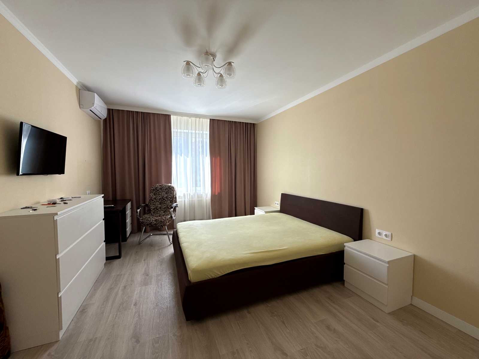 1876312422840281