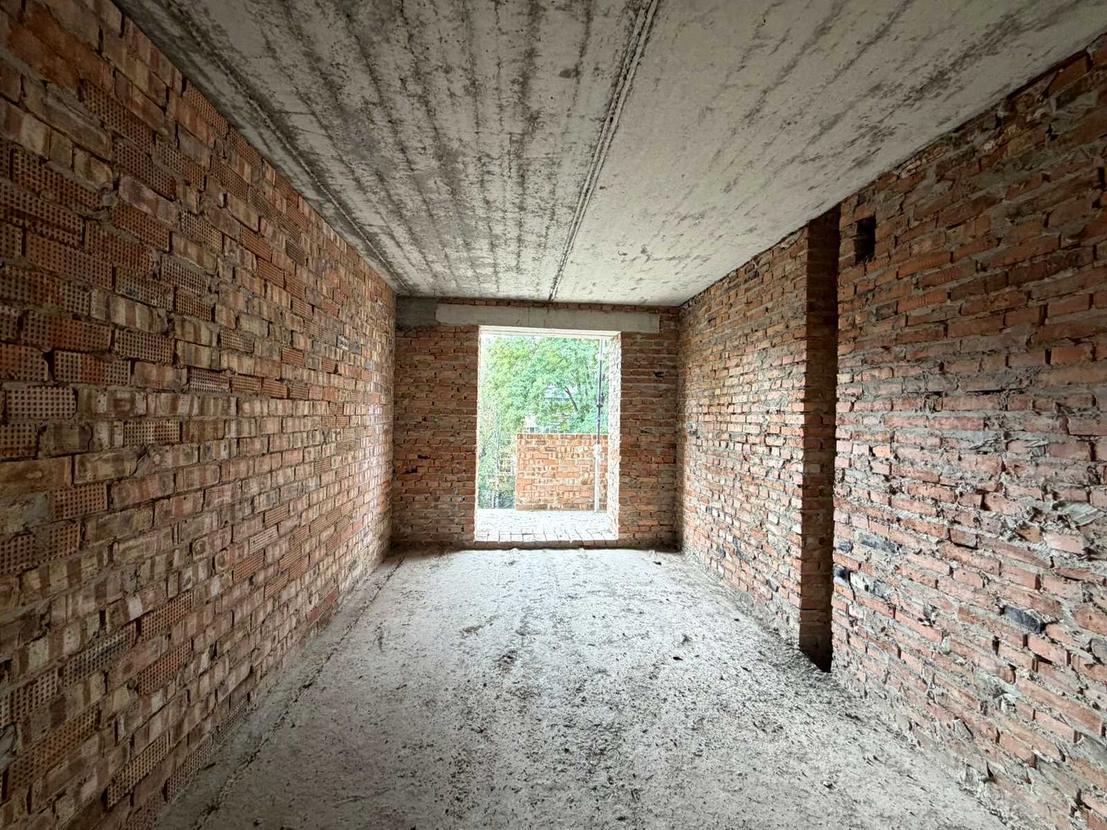 1876312744660164