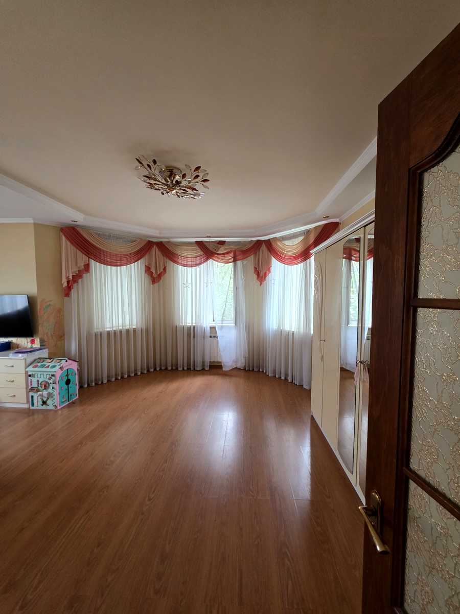Дом по адресу ул. Патриотическая (площадь 175 м²) - фото 10 Дом по адресу ул. Патриотическая (площадь 175 м²) - Atlanta.ua - фото 10