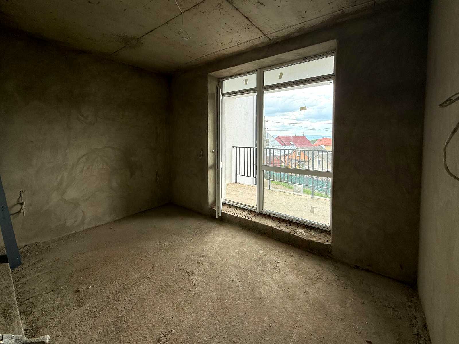 1876315565130670