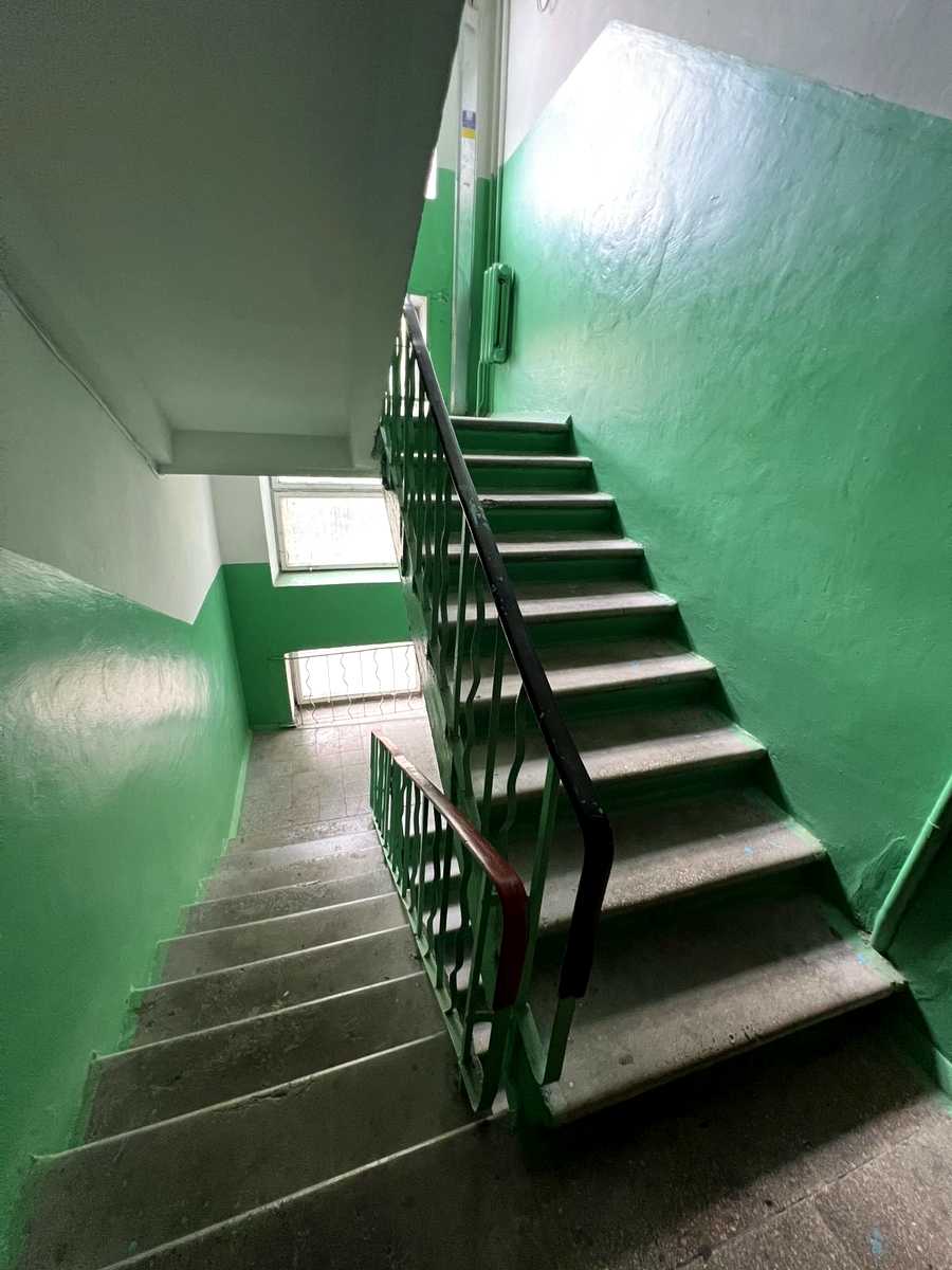 1876320177393885