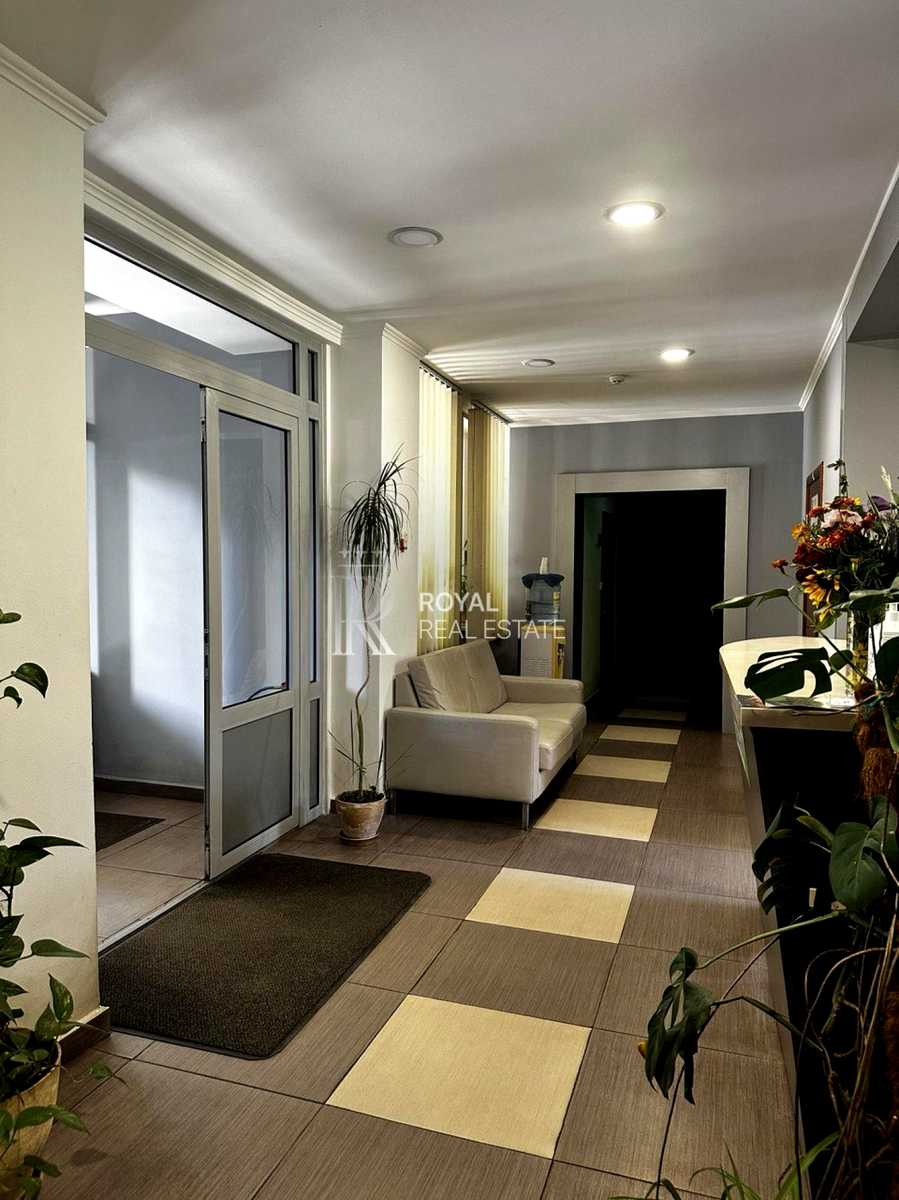 1876320570135230