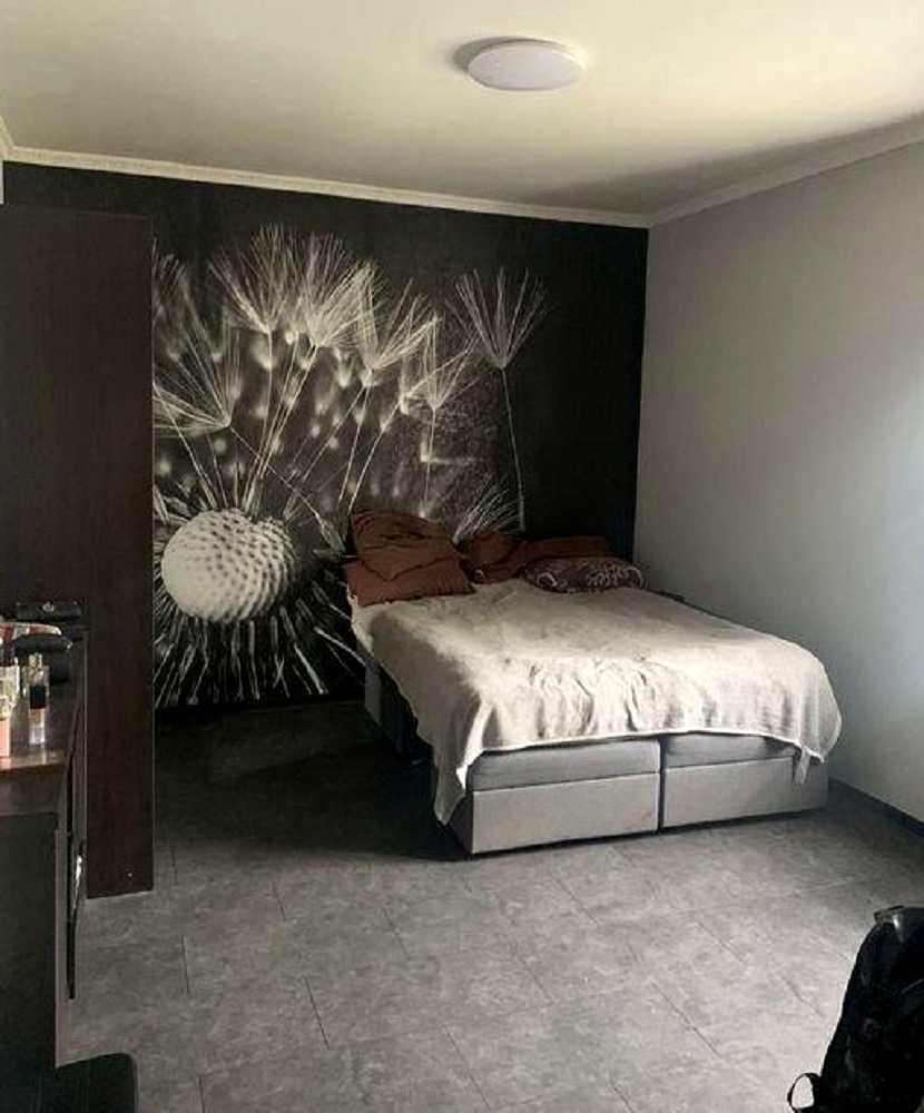 1876321092402308