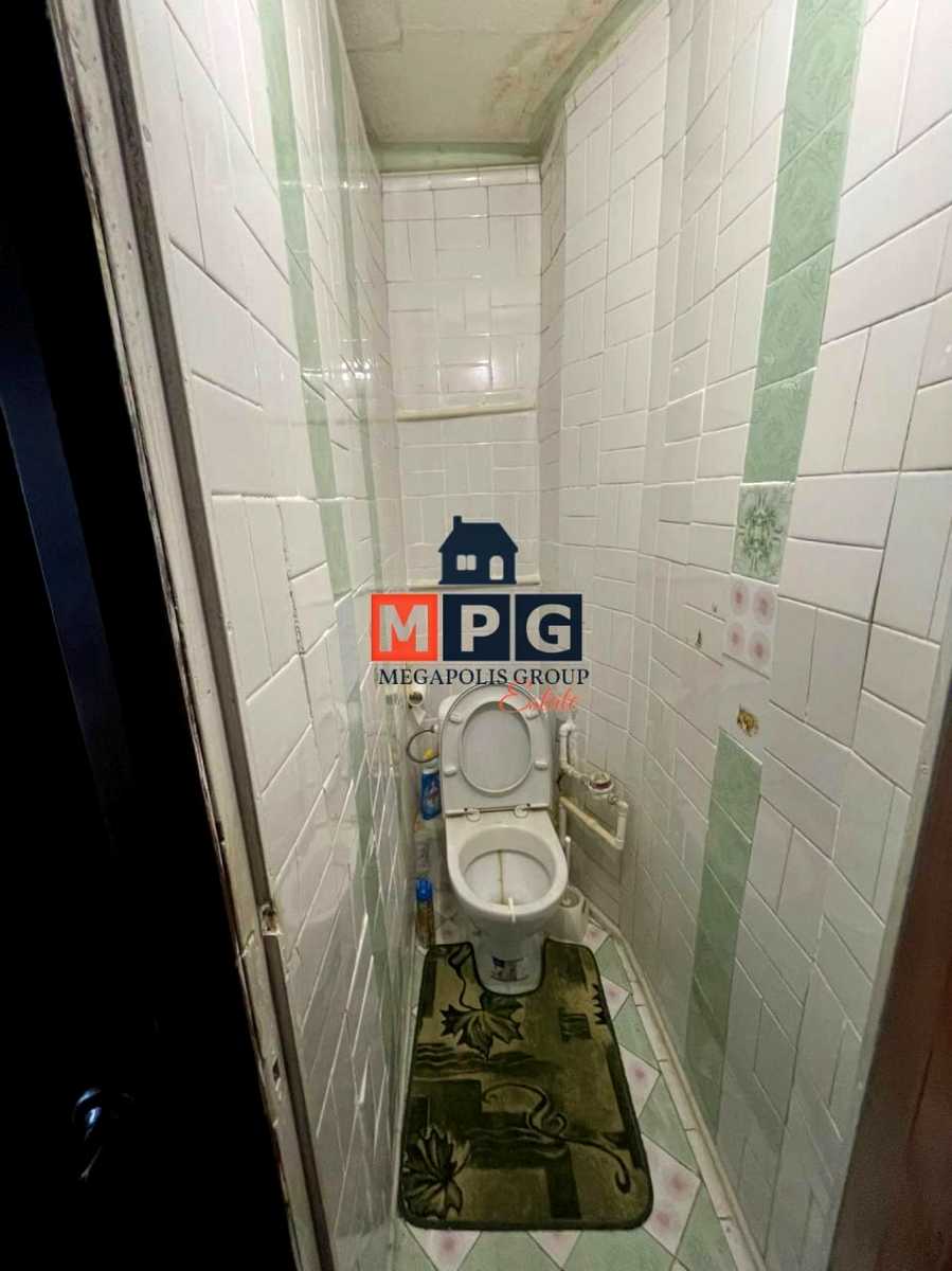 1876321616687968