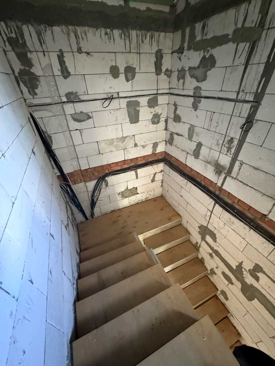 1876325249318724