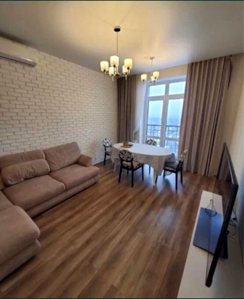 1876326232434216
