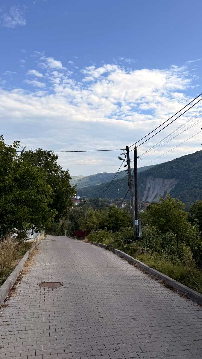 1876326914464392