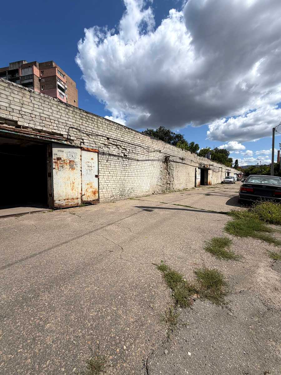 1876327197884873
