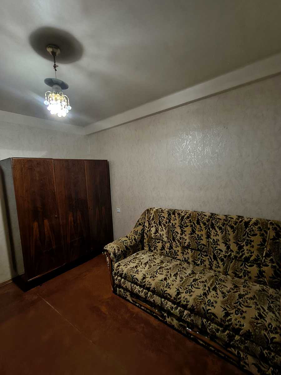 1876327675037651