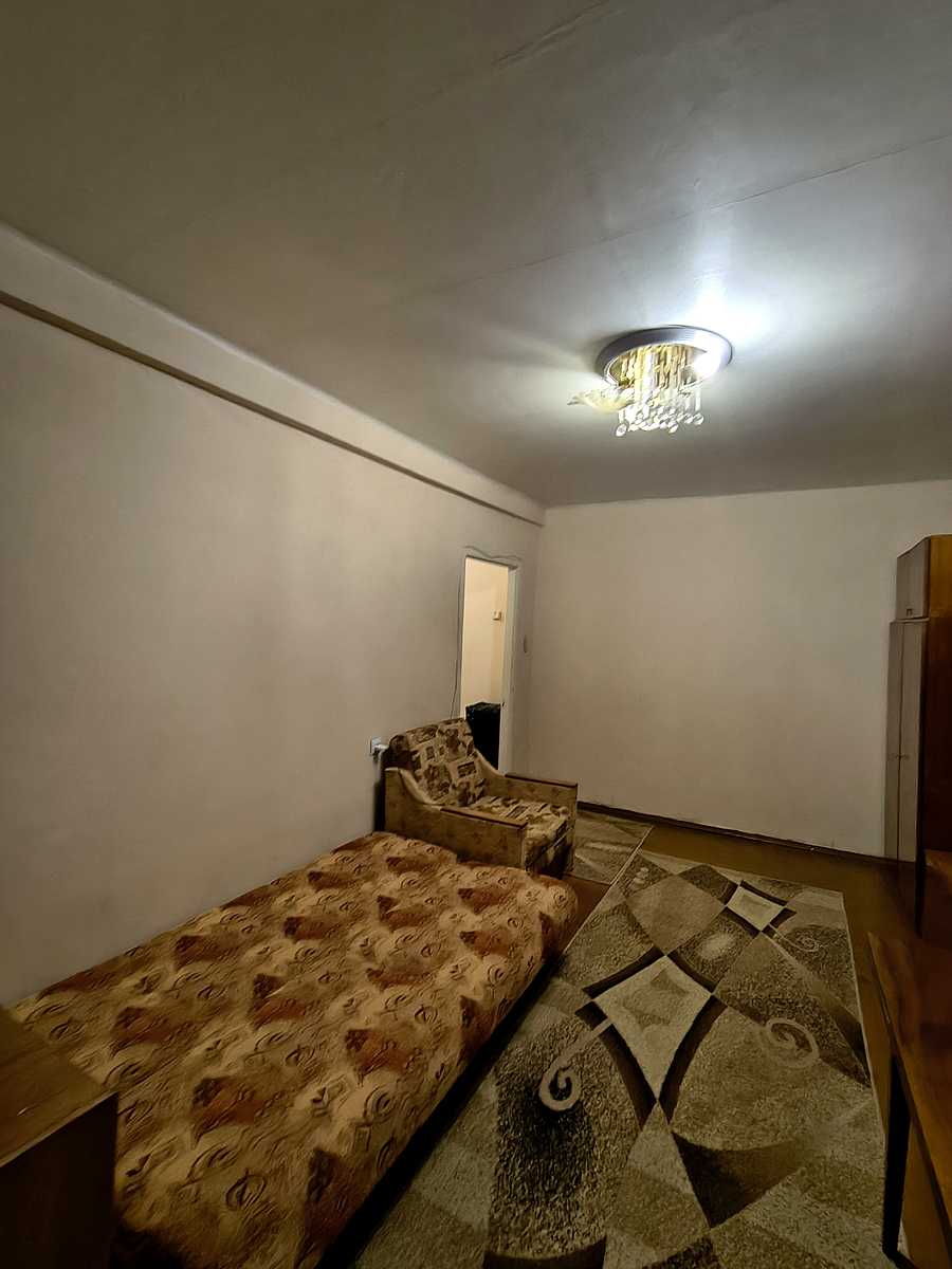 1876327675111707