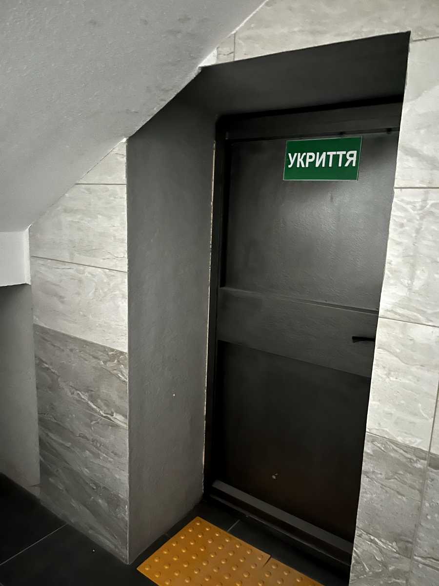 1876330111132786