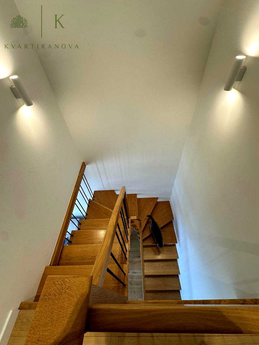 1876331750892266.jpg
