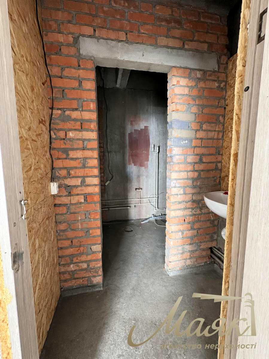 1876333802940830